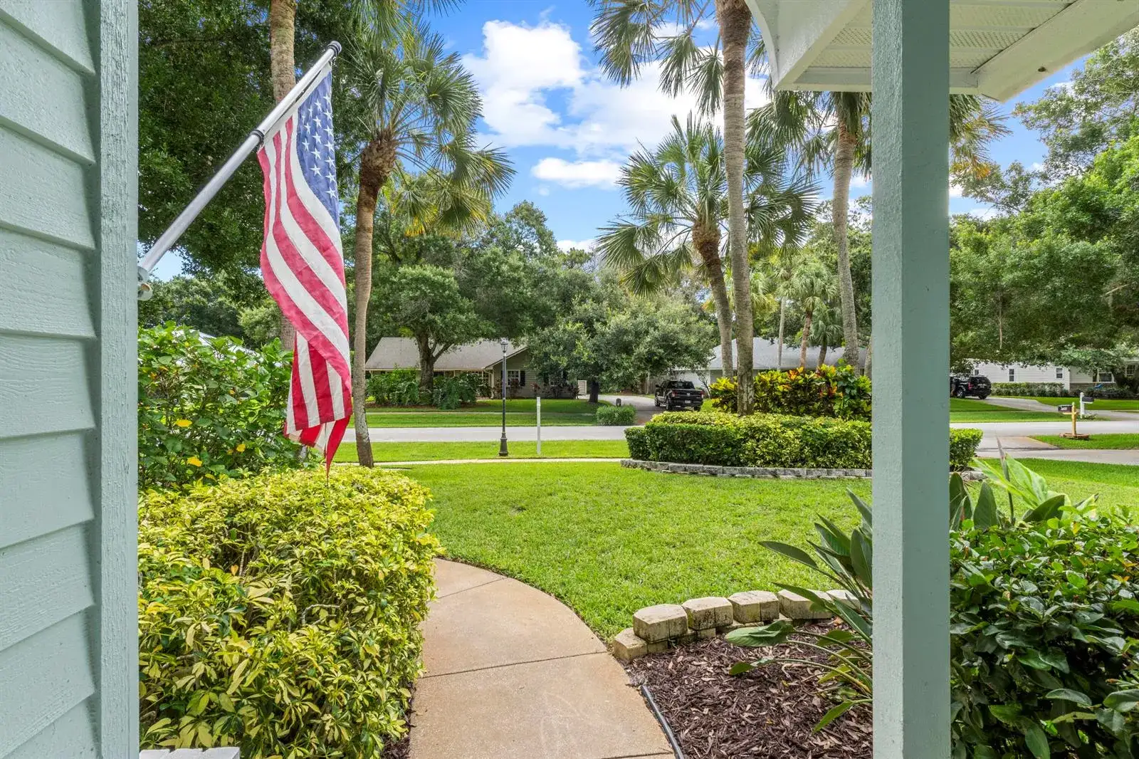 129 38th Court, Vero Beach FL 32968 photo 5