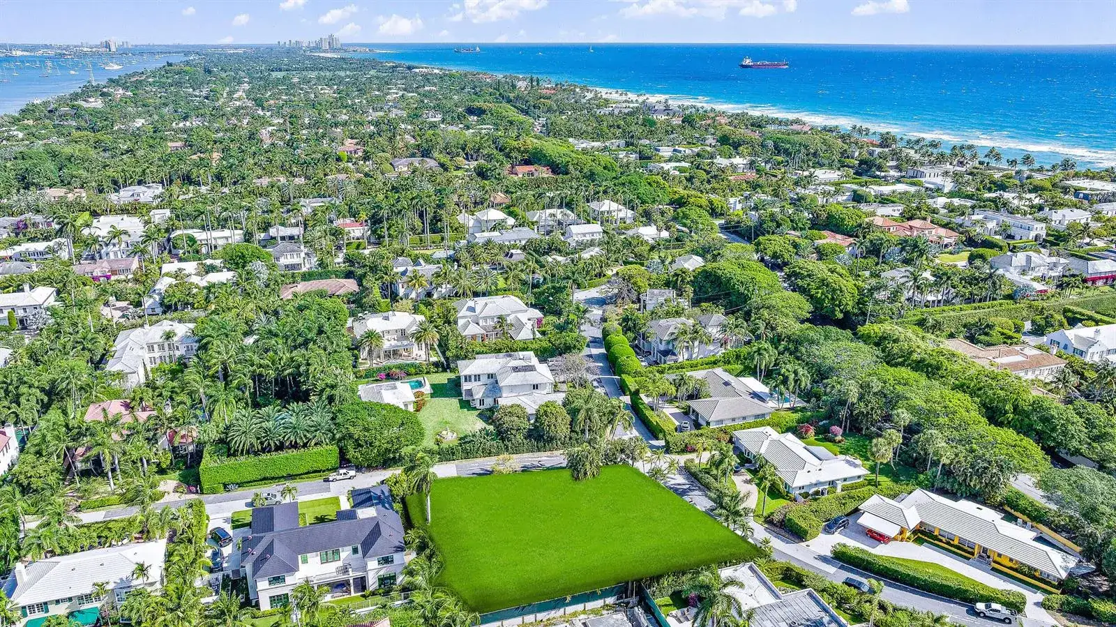 202 Coral Lane, Palm Beach FL 33480 photo 4