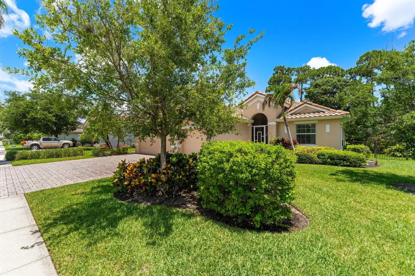 7657 Fieldstone Ranch Square, Vero Beach FL 32967 photo 4