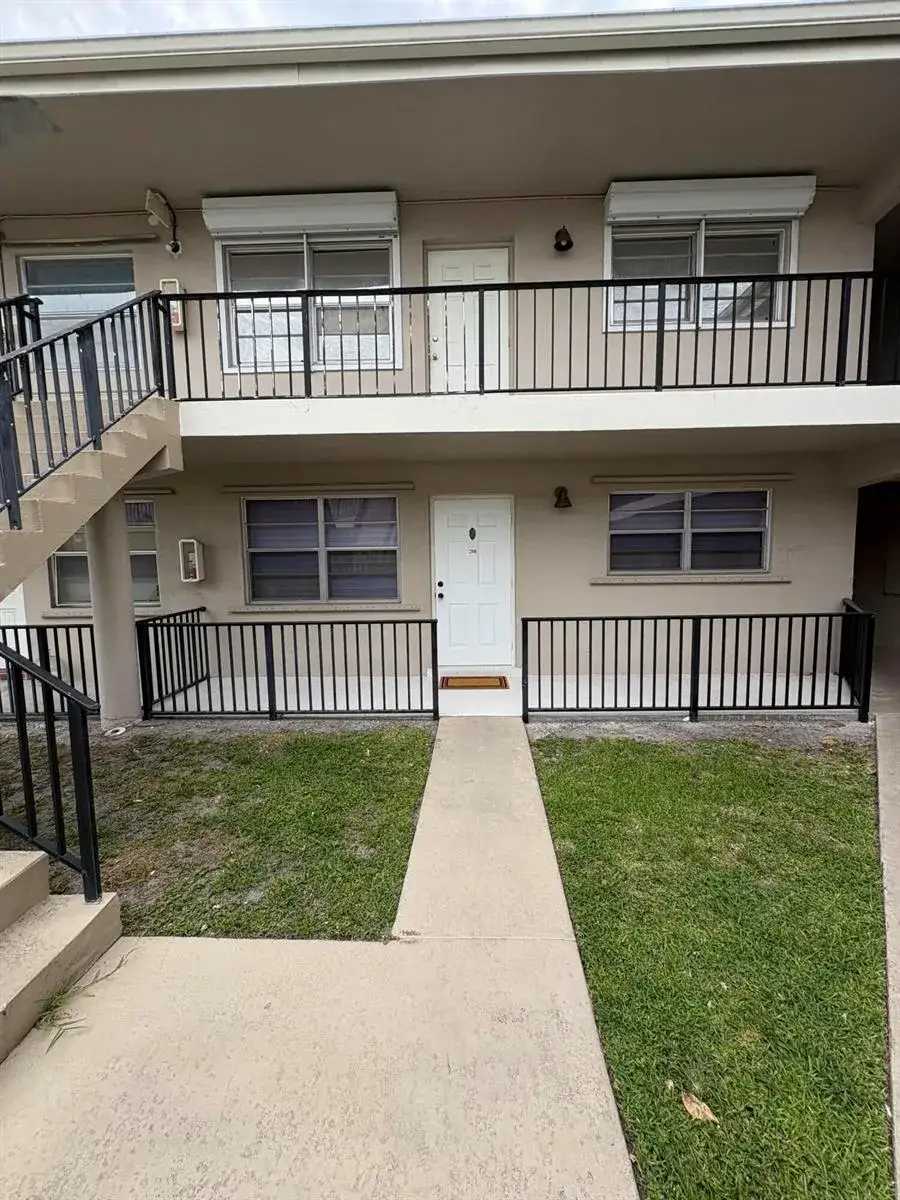 1230 Old Boynton Road # 208, Boynton Beach FL 33426