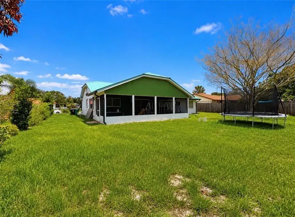 1918 SE West Dunbrooke Circle, Port St. Lucie FL 34952 photo 4