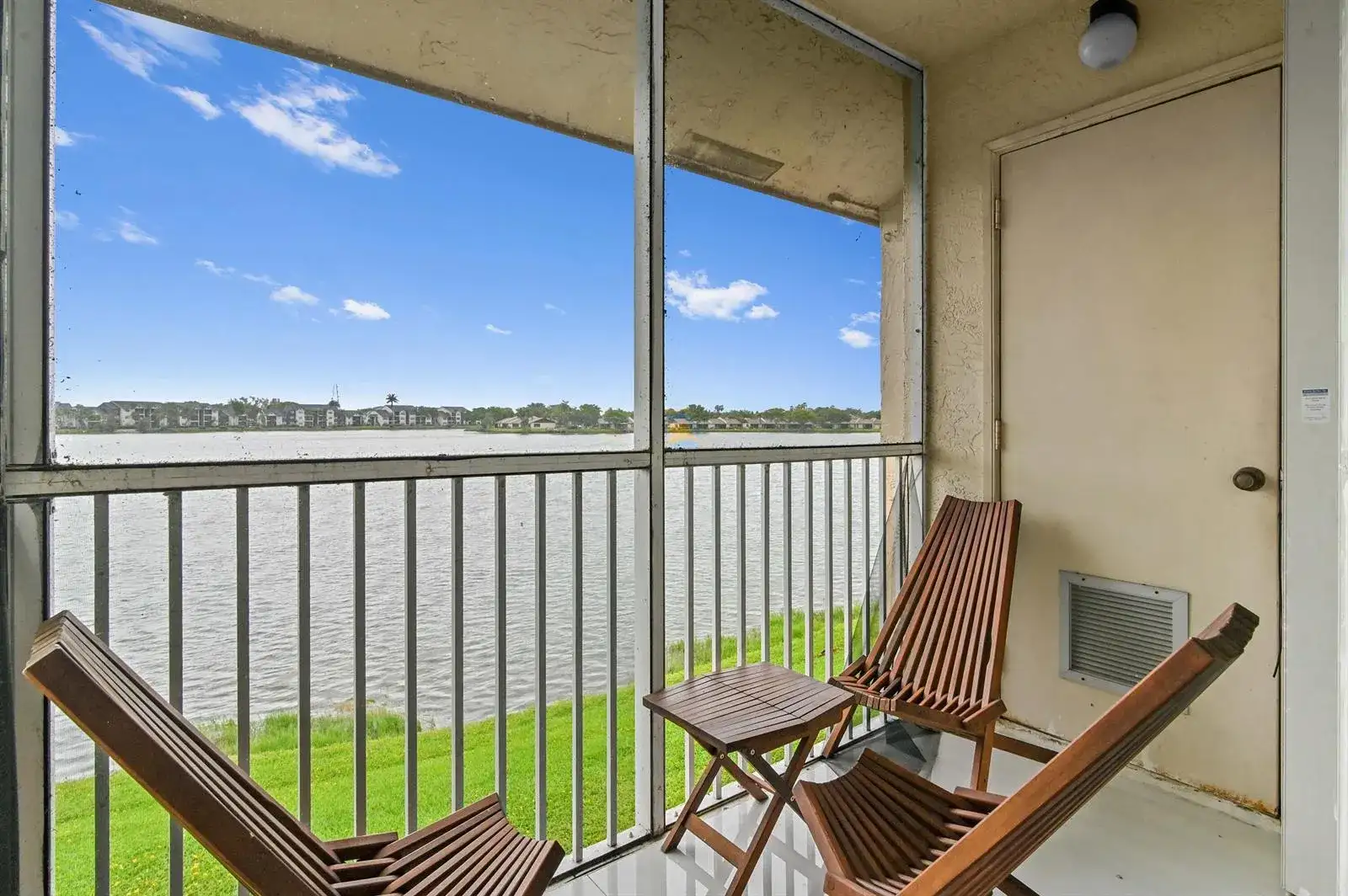 5530 Lakeside Drive # 203, Margate FL 33063 photo 3