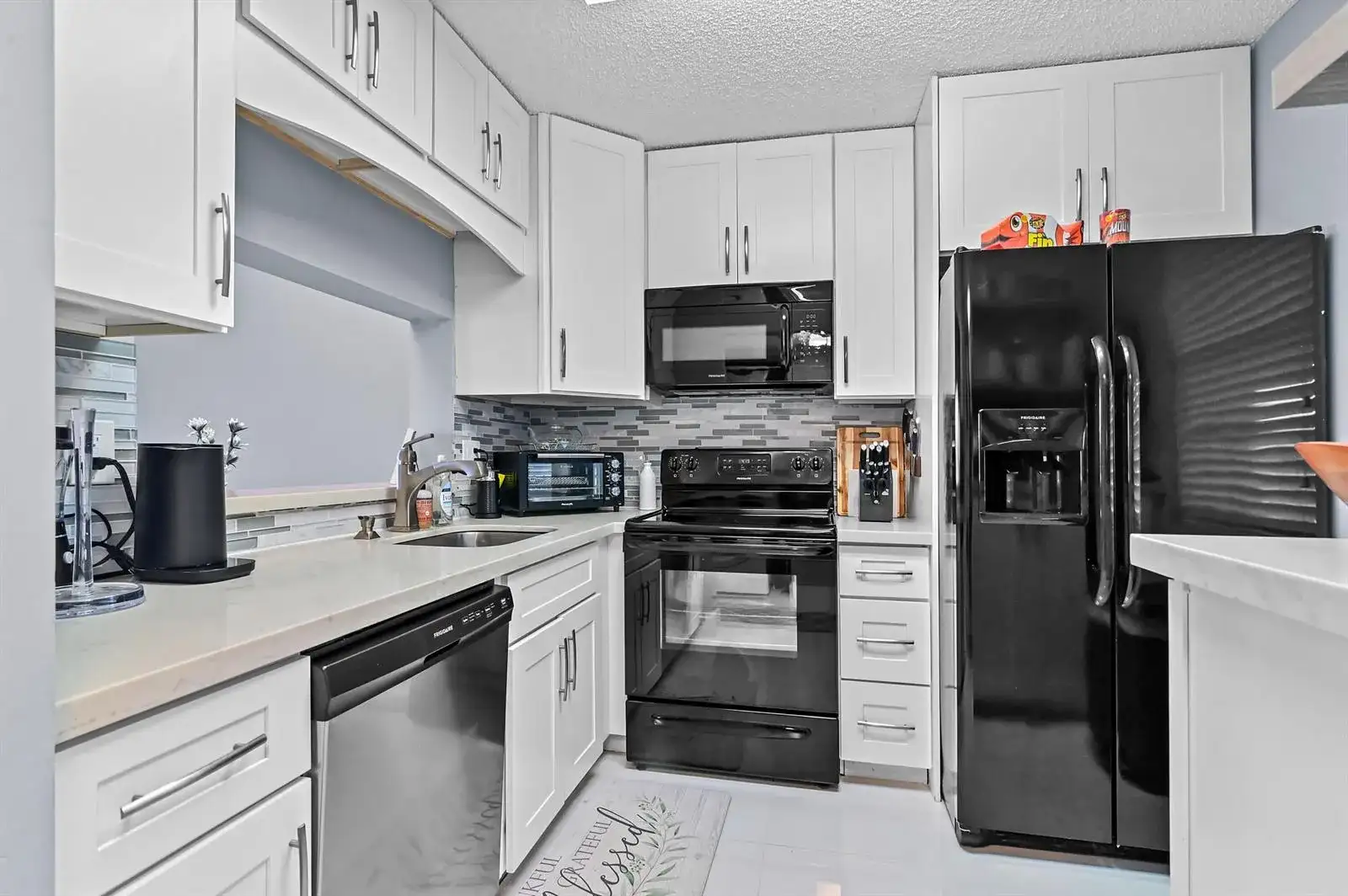 5530 Lakeside Drive # 203, Margate FL 33063 photo 5