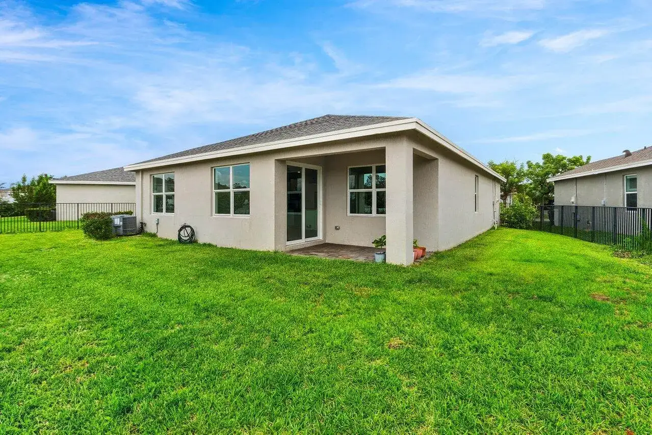 2770 NE Breezeway Circle, Ocean Breeze FL 34957 photo 4