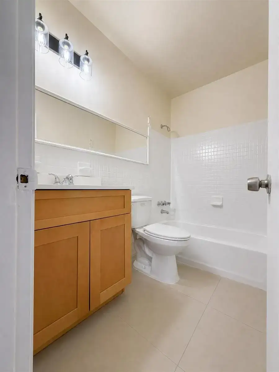4151 NW 30th Terrace # 3, Lauderdale Lakes FL 33309 photo 5