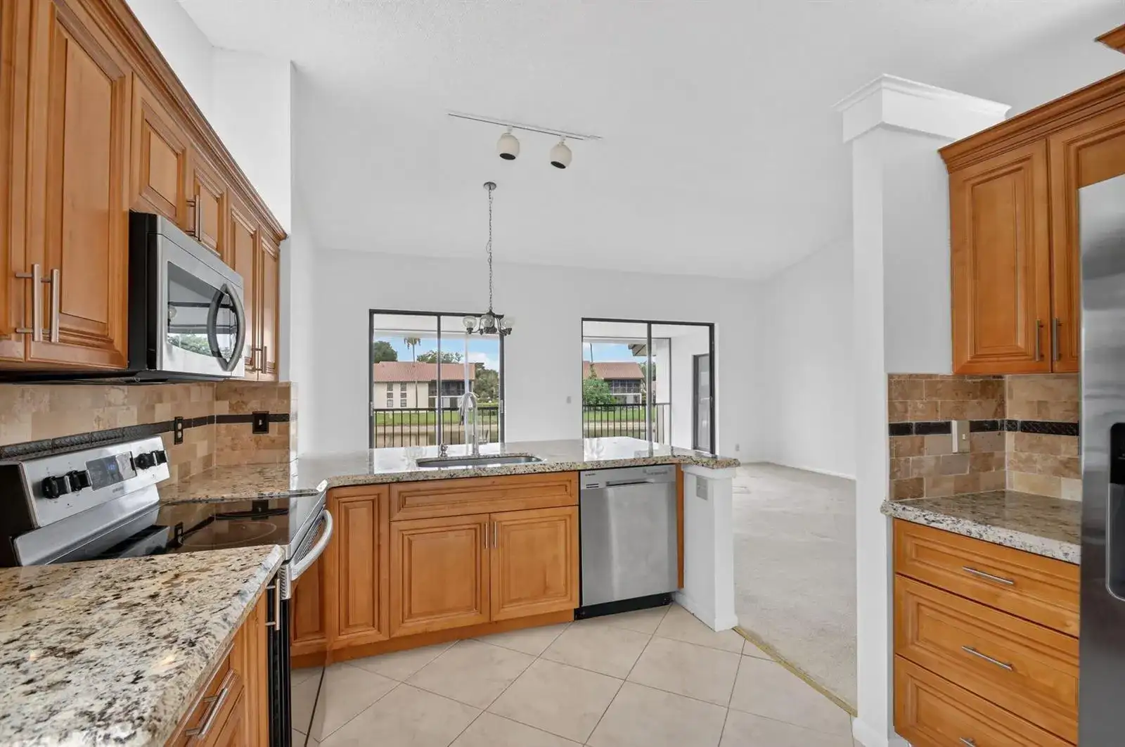10231 N Circle Lake Drive # 201, Boynton Beach FL 33437 photo 5