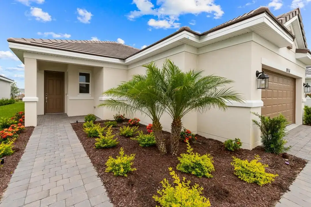 9956 SW Santini Road, Port St. Lucie FL 34987 photo 2