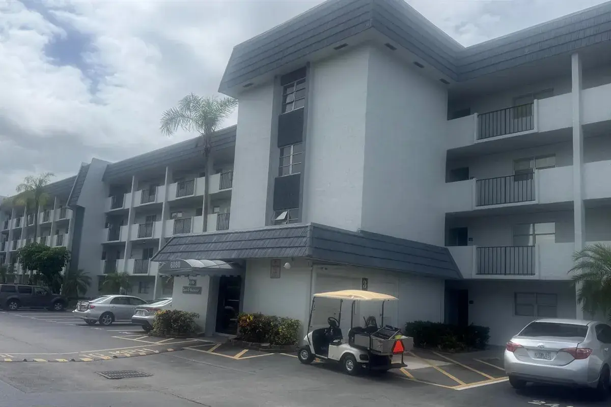 6080 NW 44th Street # 109, Lauderhill FL 33319