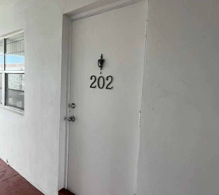 1321 NW 43rd Avenue # 202, Lauderhill FL 33313