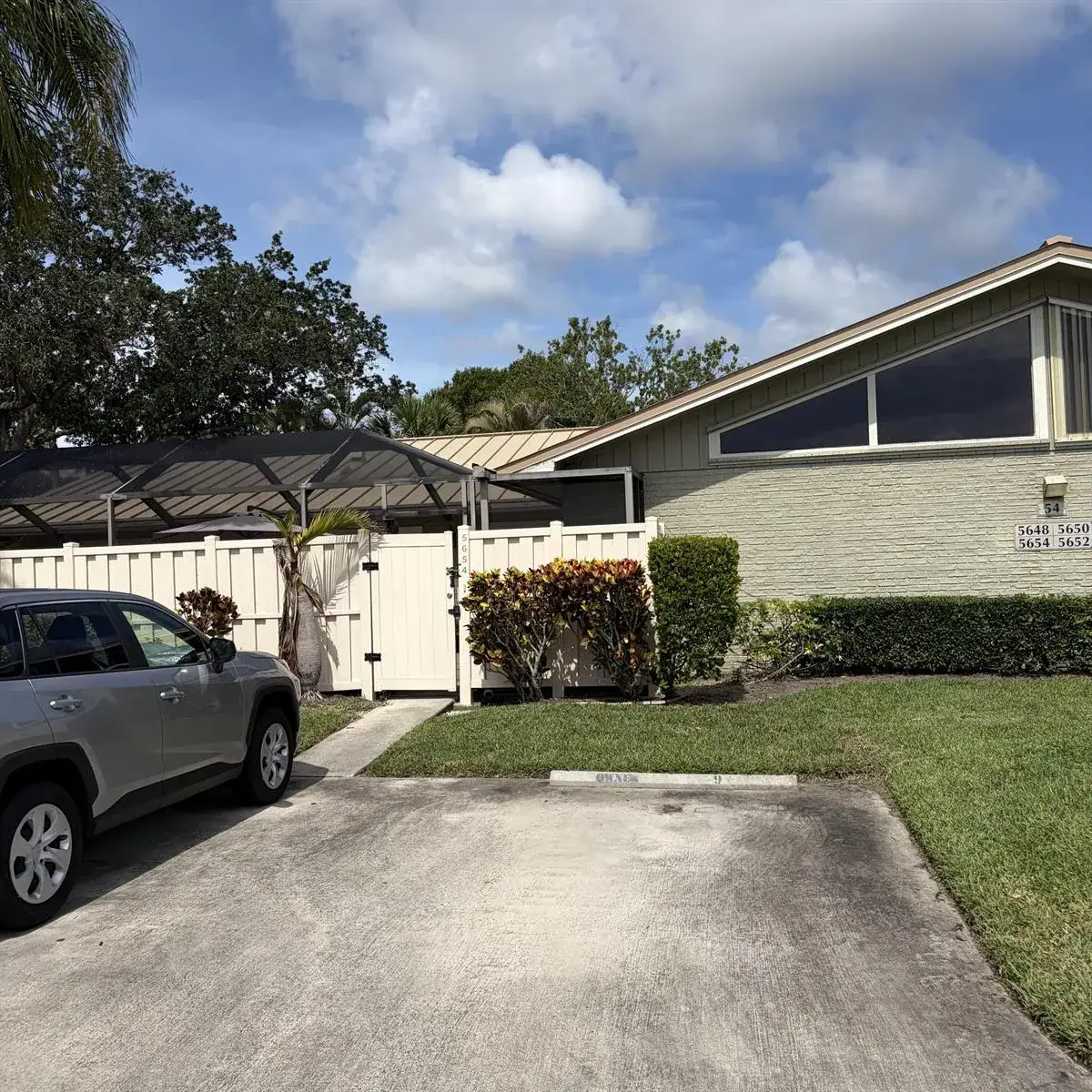 5654 Golden Eagle Circle, Palm Beach Gardens FL 33418