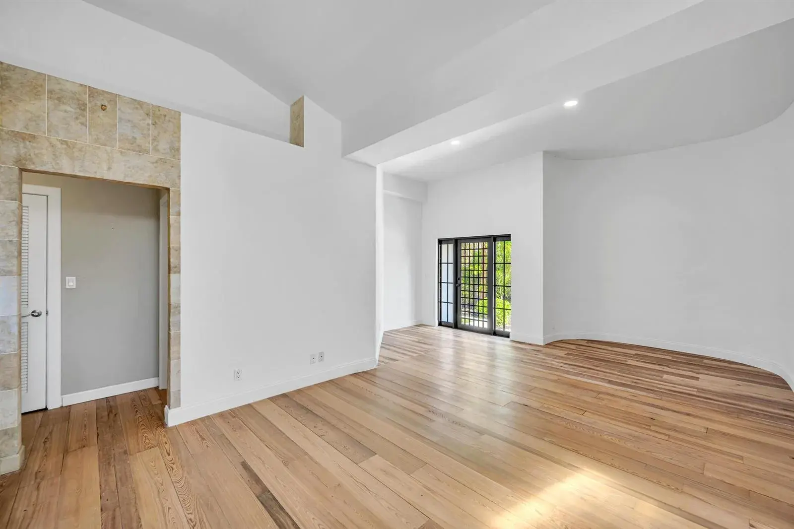 1413 NE 4th Court, Fort Lauderdale FL 33301