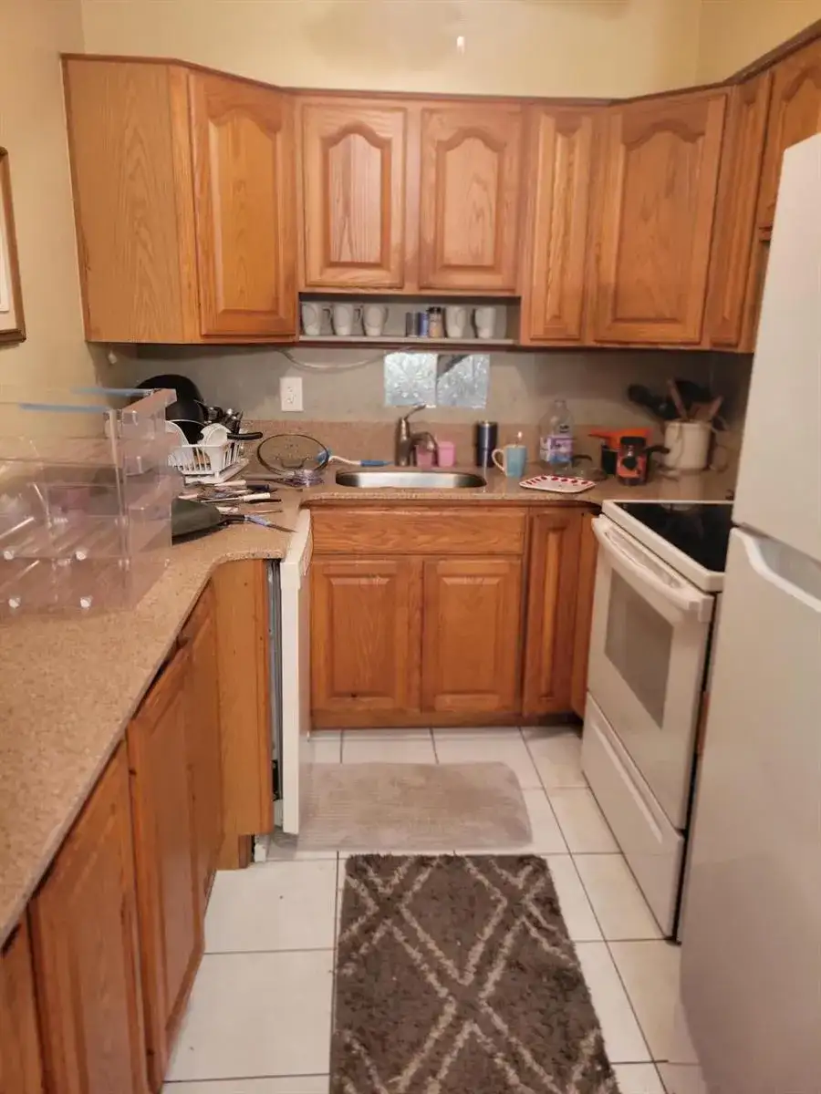 1015 SW 11th Avenue # 12k, Hallandale Beach FL 33009 photo 5