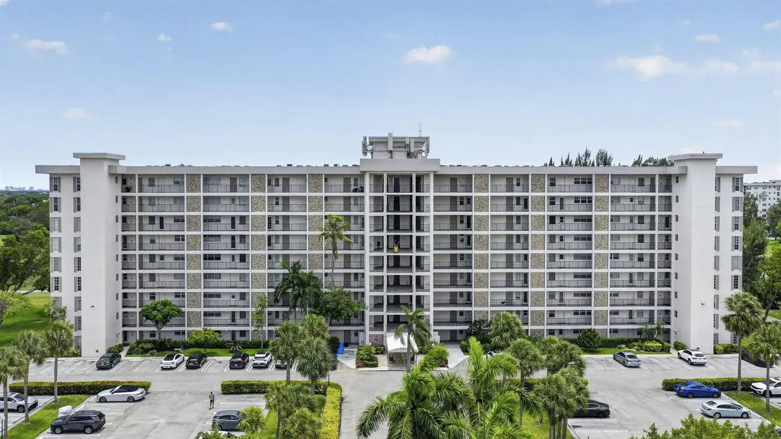 3150 N Palm Aire Drive # 108, Pompano Beach FL 33069