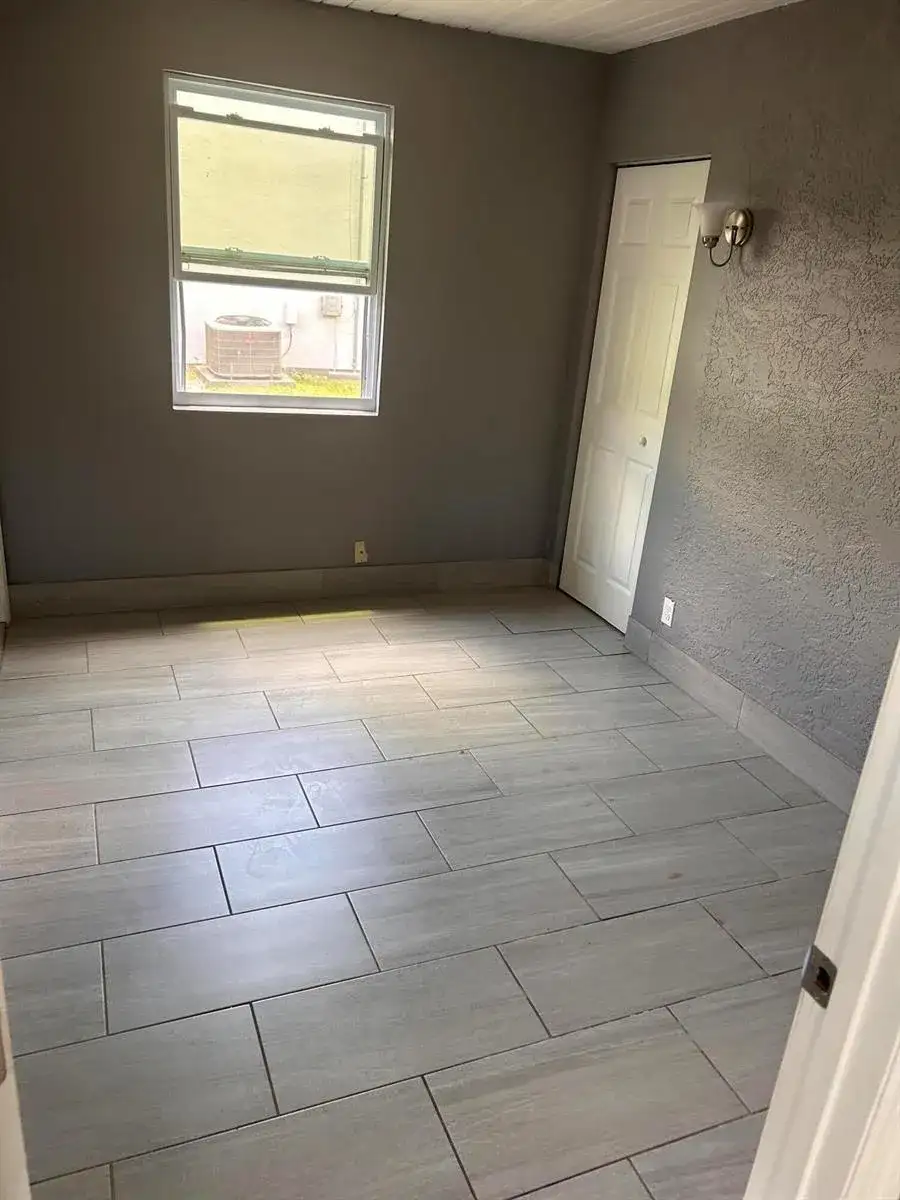 2029 SE Hideaway Circle, Port St. Lucie FL 34952 photo 3