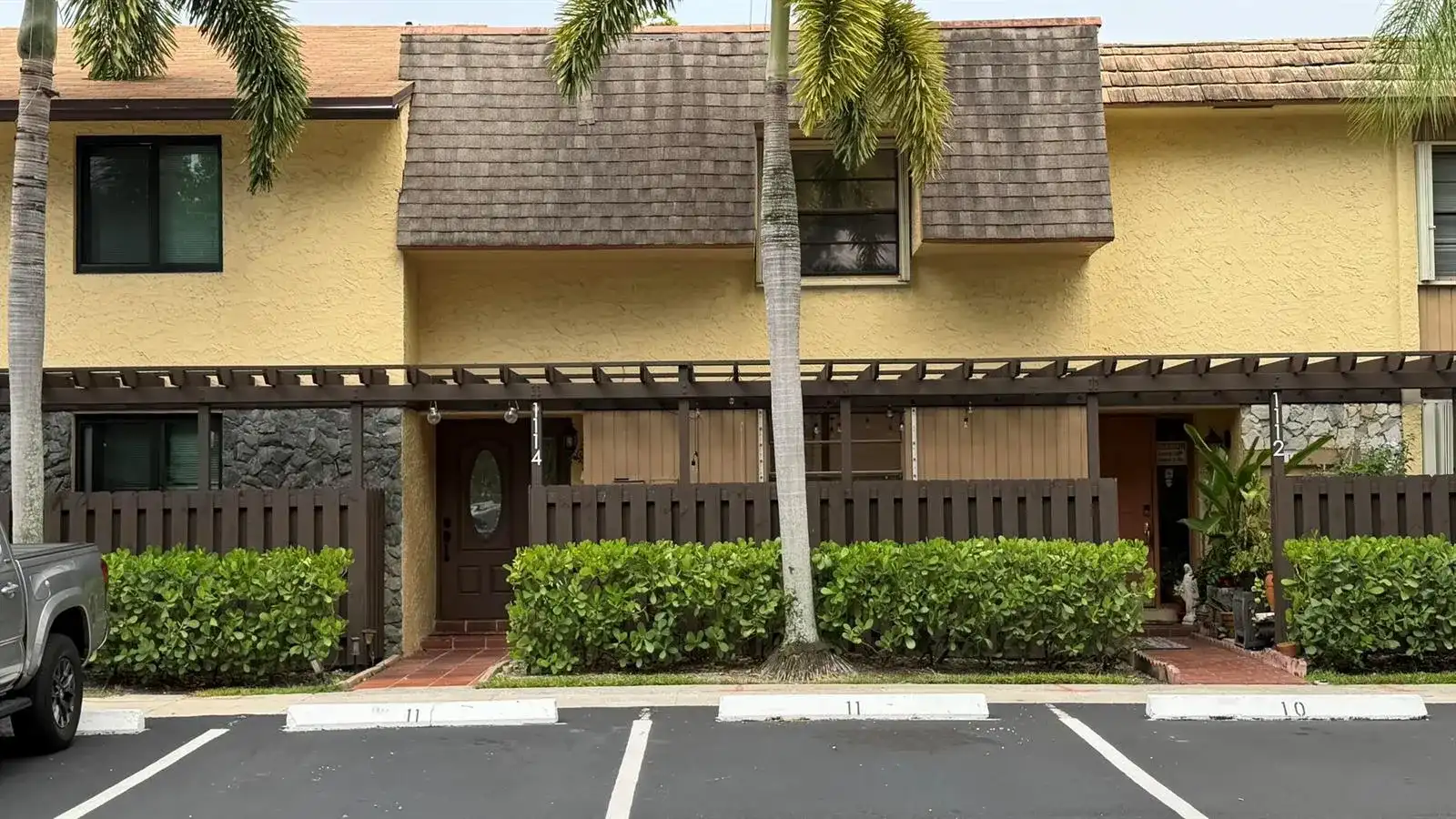 1114 NW 79th Drive, Plantation FL 33322