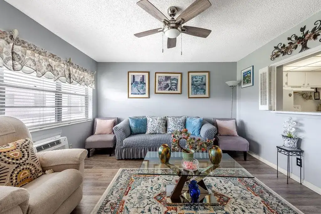 393 Windsor, West Palm Beach FL 33417 photo 5