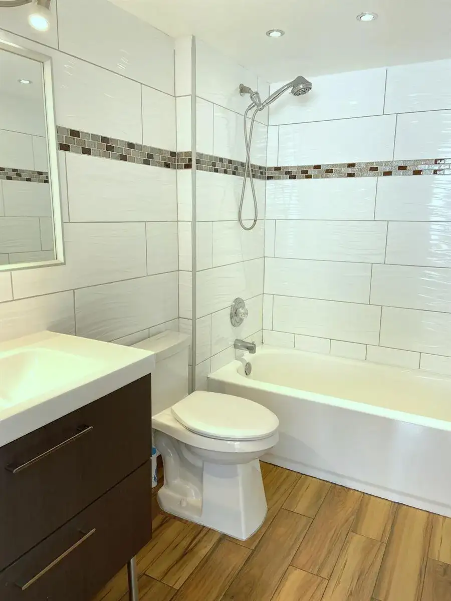 16546 NE 26th Avenue # 5j, North Miami Beach FL 33160 photo 3