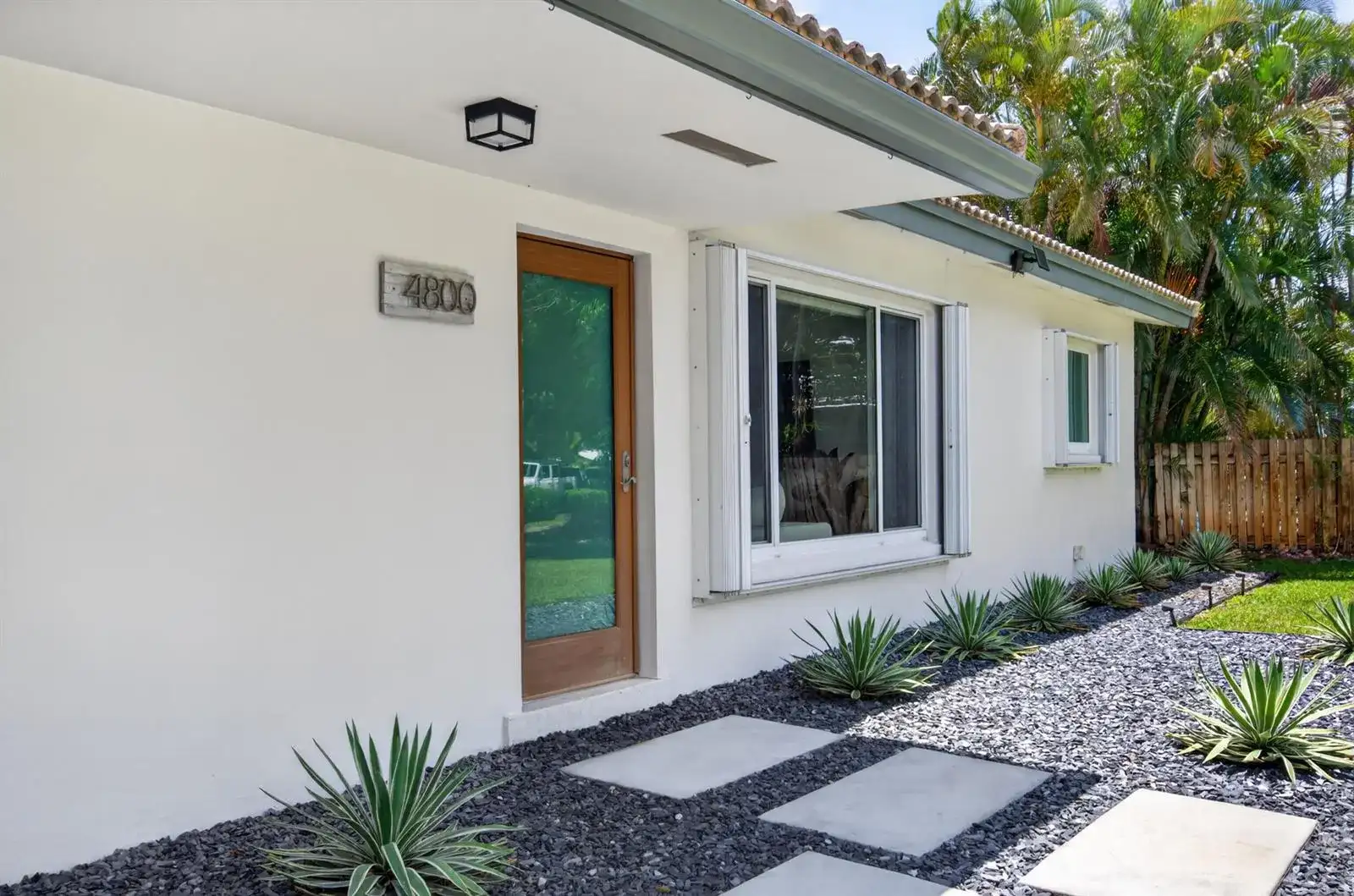 4800 NE 15th Terrace, Oakland Park FL 33334 photo 2