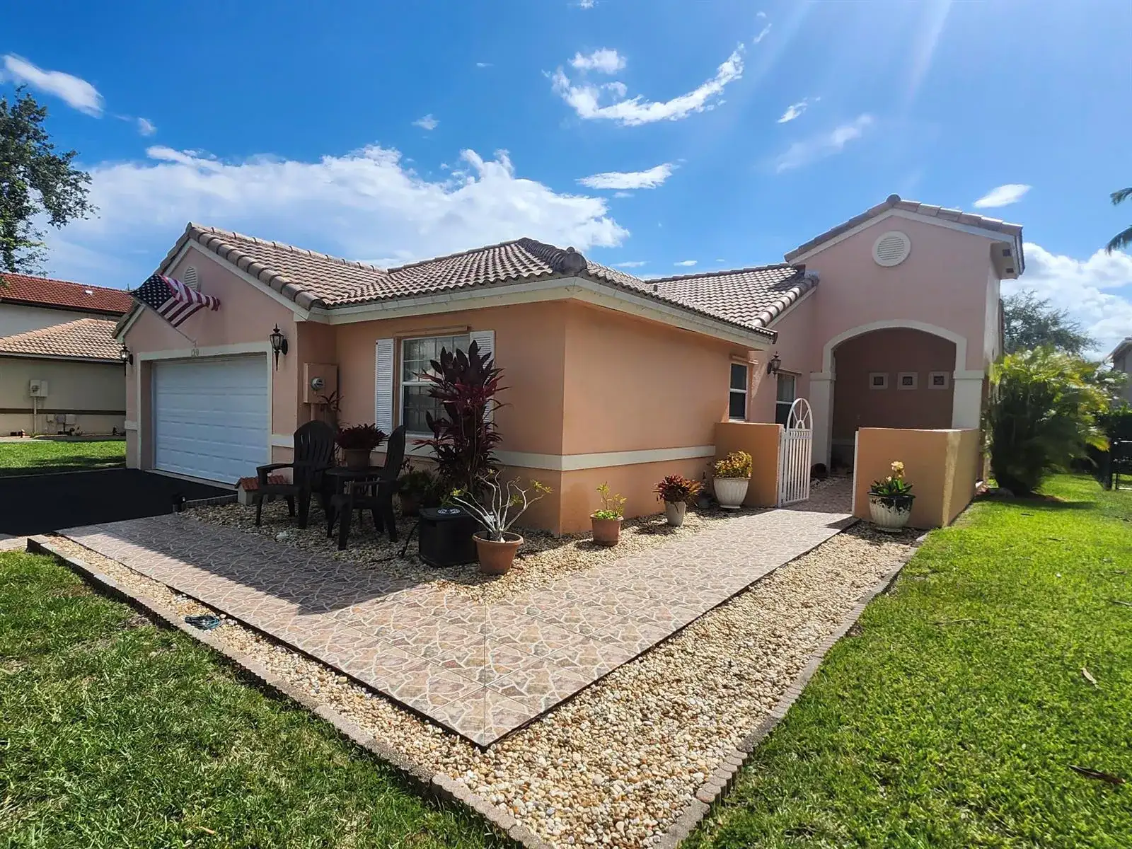120 NW 189th Avenue NW, Pembroke Pines FL 33029 photo 2
