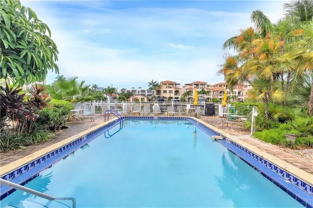 125 Isle Of Venice Drive # 4, Fort Lauderdale FL 33301