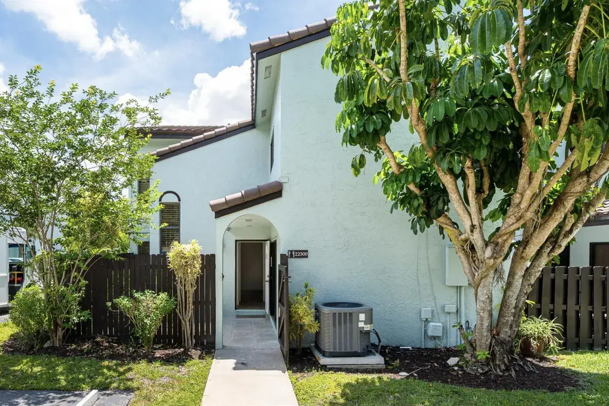 22300 Pineapple Walk Drive, Boca Raton FL 33433