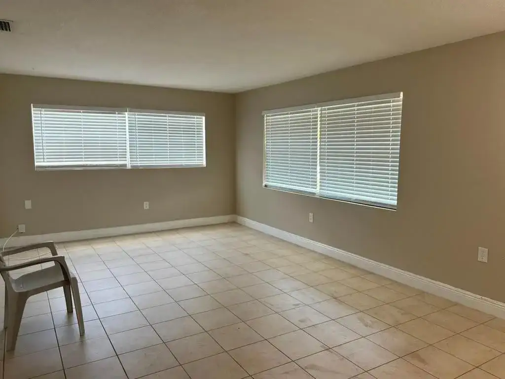 9519 Birmingham Drive, Palm Beach Gardens FL 33410 photo 3
