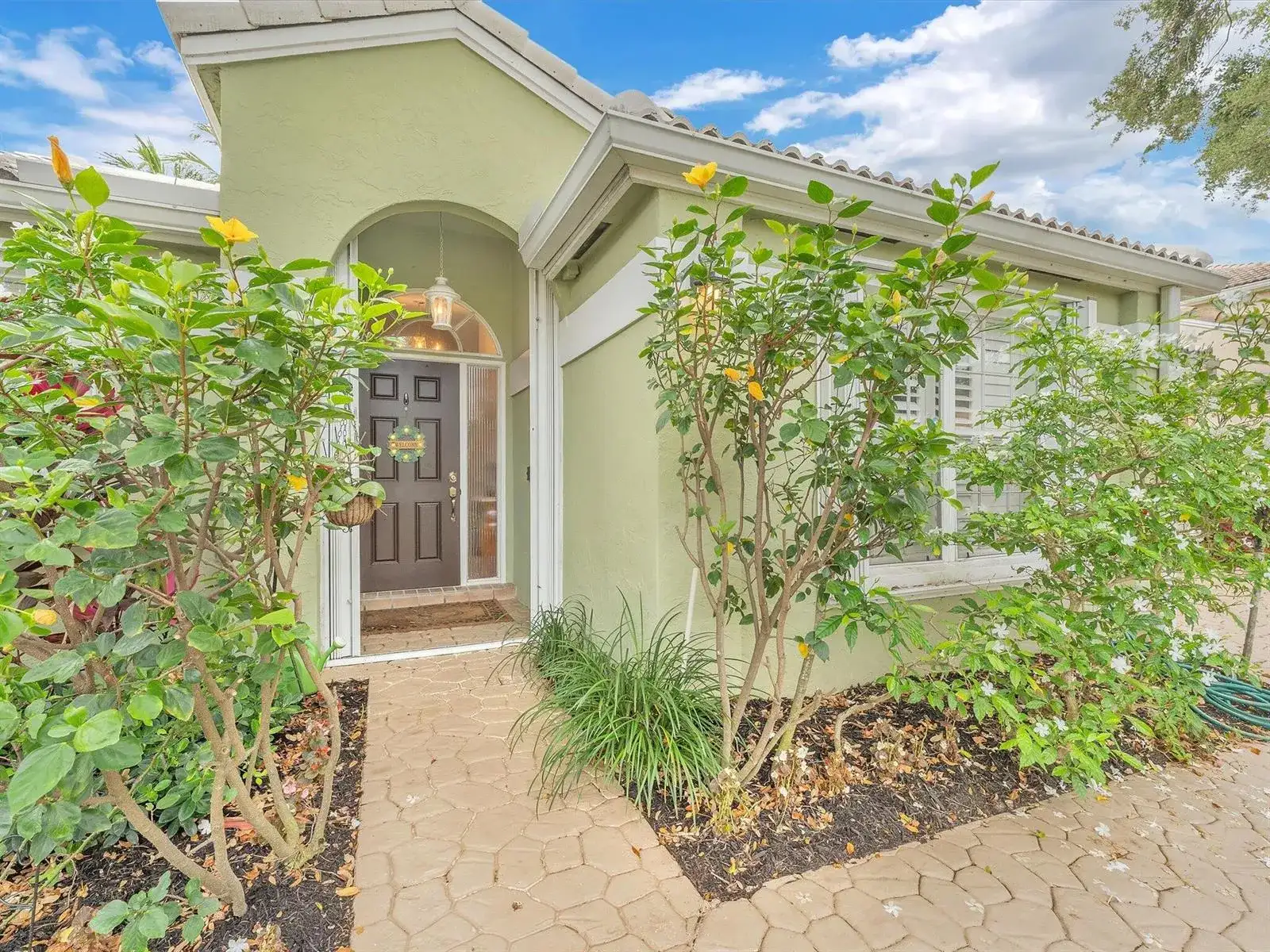 1097 Roble Way, Palm Beach Gardens FL 33410 photo 2