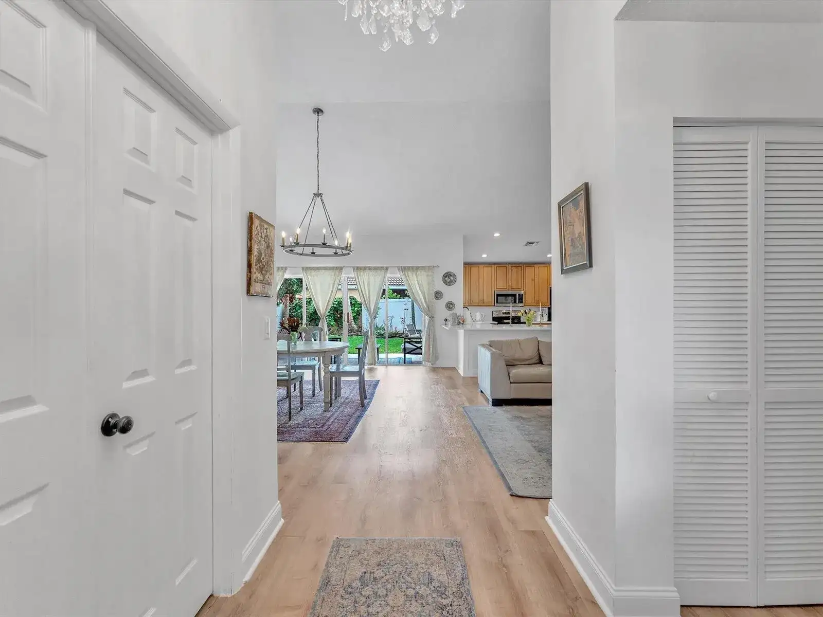 1097 Roble Way, Palm Beach Gardens FL 33410 photo 3