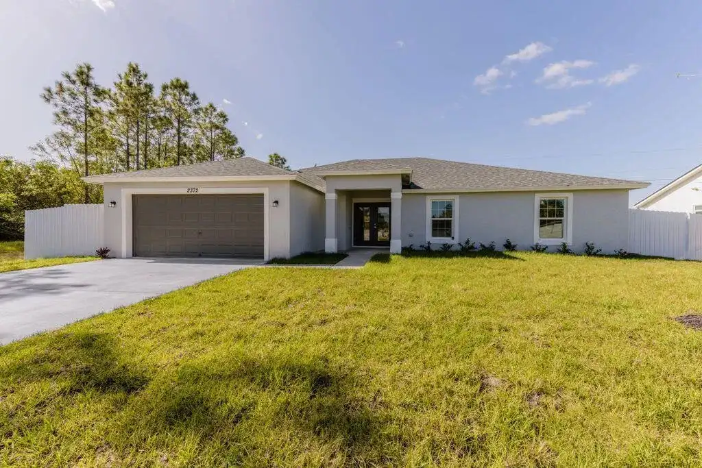 2372 SW Import Drive # 2372, Port St. Lucie FL 34953