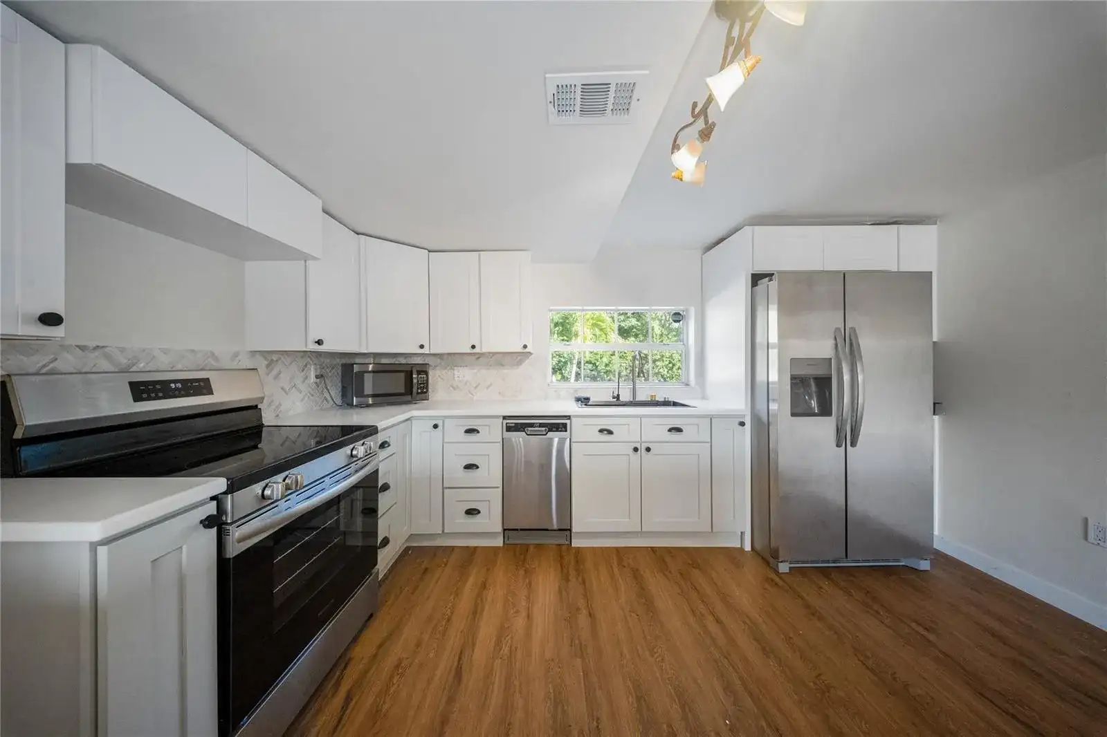 133 Valois Boulevard, Key Largo FL 33037 photo 3