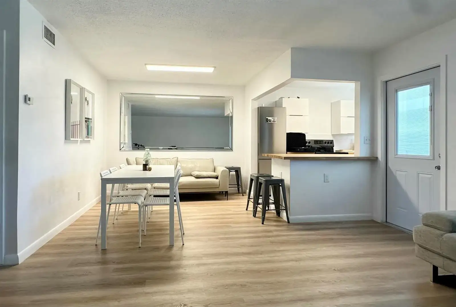 580 Egret Drive # 305, Hallandale Beach FL 33009 photo 5