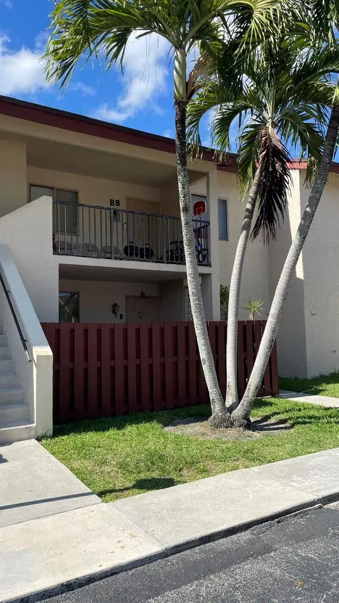 7911 Southgate Boulevard # B2, North Lauderdale FL 33068