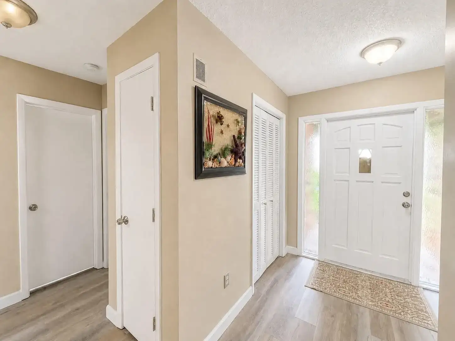 15804 Missouri Street, FL 33922 photo 4