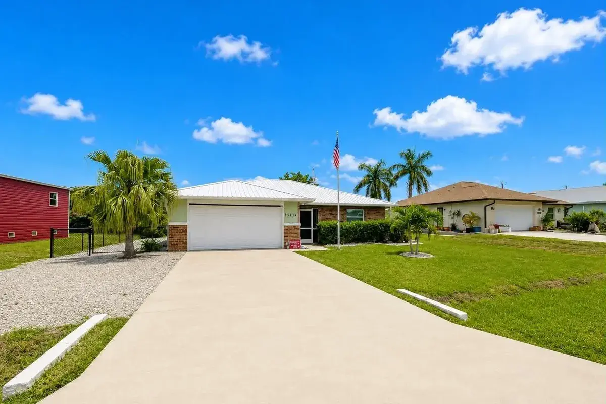15804 Missouri Street, FL 33922