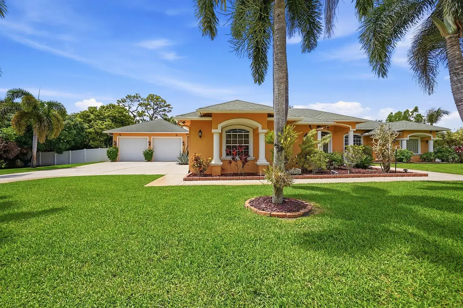 14310 N 85th Rd Road N, FL 33470 photo 3