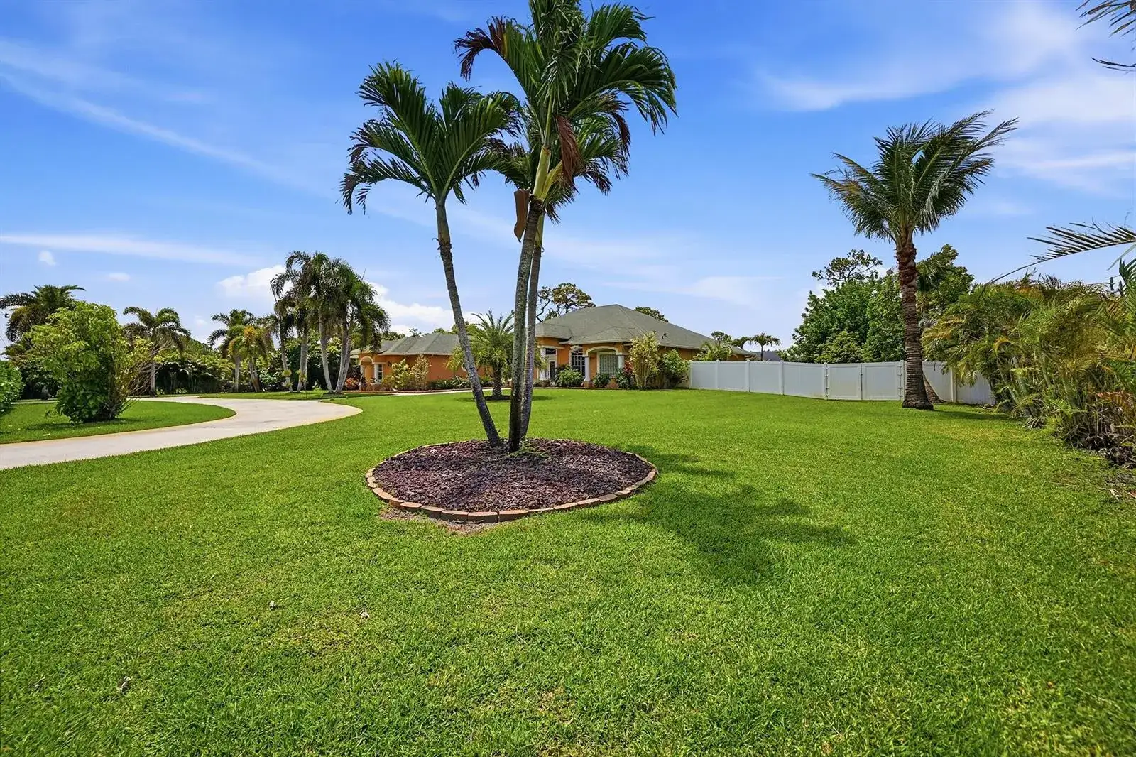 14310 N 85th Rd Road N, FL 33470 photo 4
