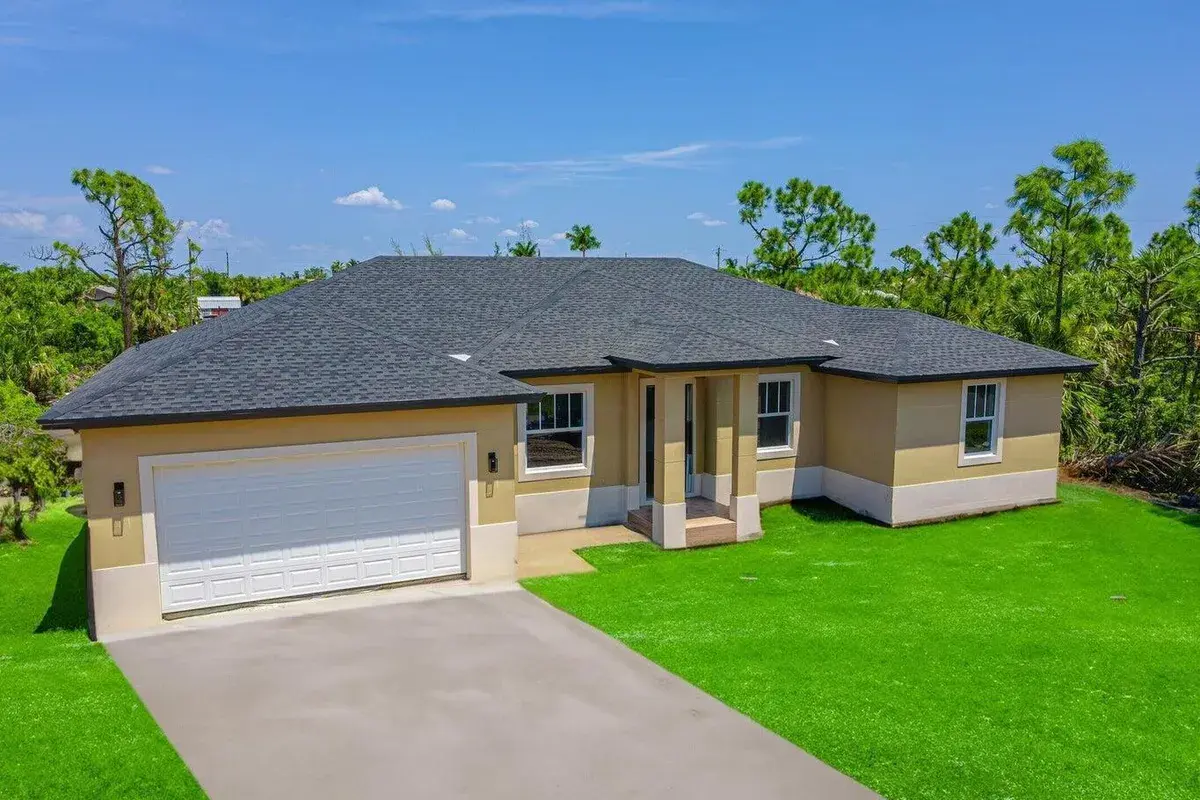 15261 Brainbridge Circle, Port Charlotte FL 33981