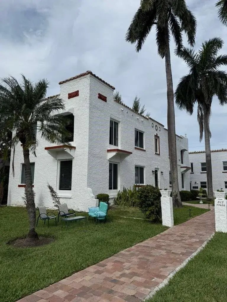817 Tyler Street # 8, Hollywood FL 33019