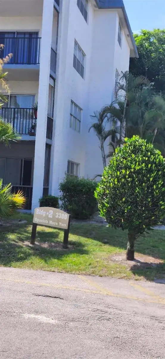 3300 Spanish Moss Terrace # 402, Lauderhill FL 33319 photo 3