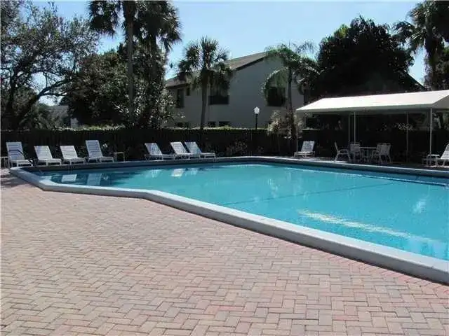 3349 Cocoplum Circle # 33129, Coconut Creek FL 33063 photo 2
