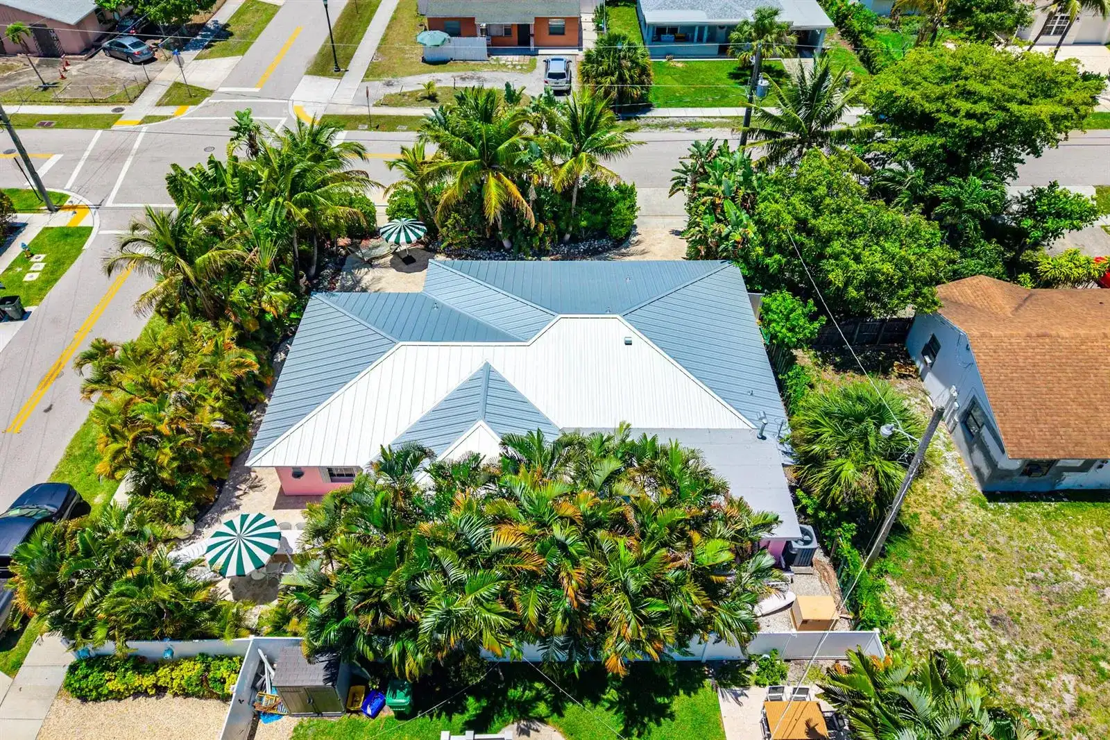 247 SE 3rd Avenue, Delray Beach FL 33483