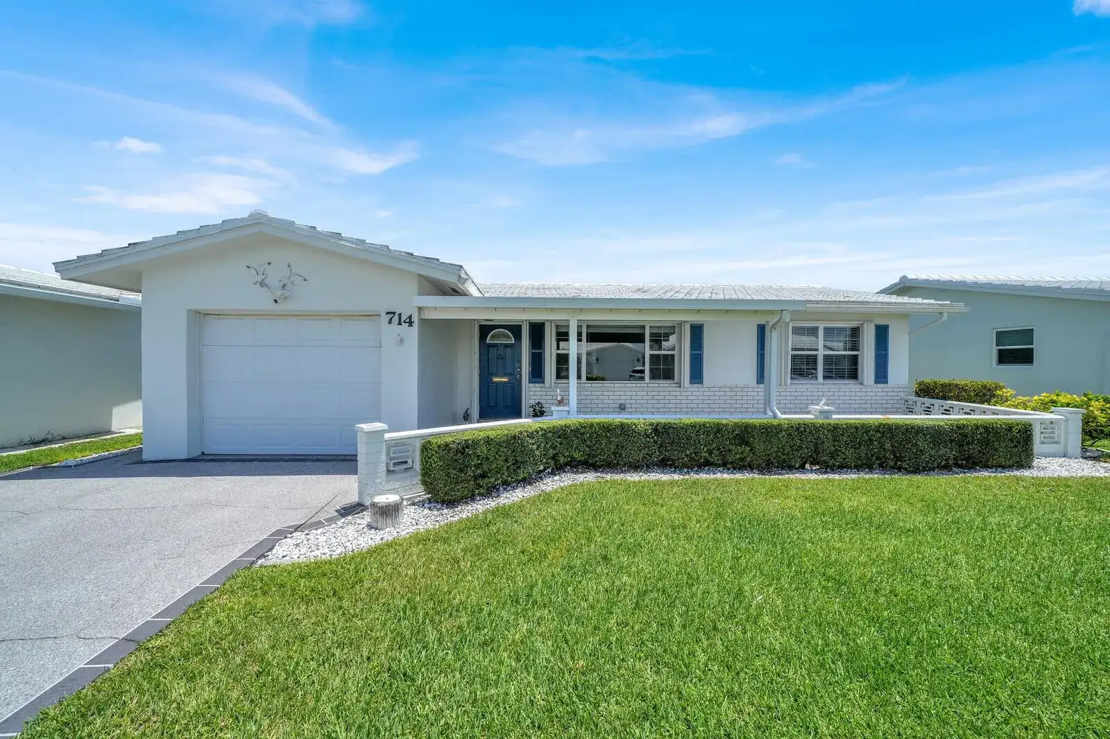 714 SW 16th Street, Boynton Beach FL 33426 photo 2