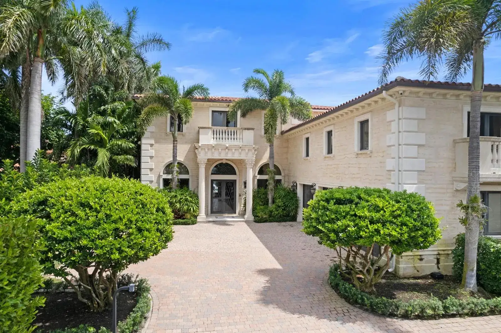 3240 N Flagler Drive, West Palm Beach FL 33407 photo 2