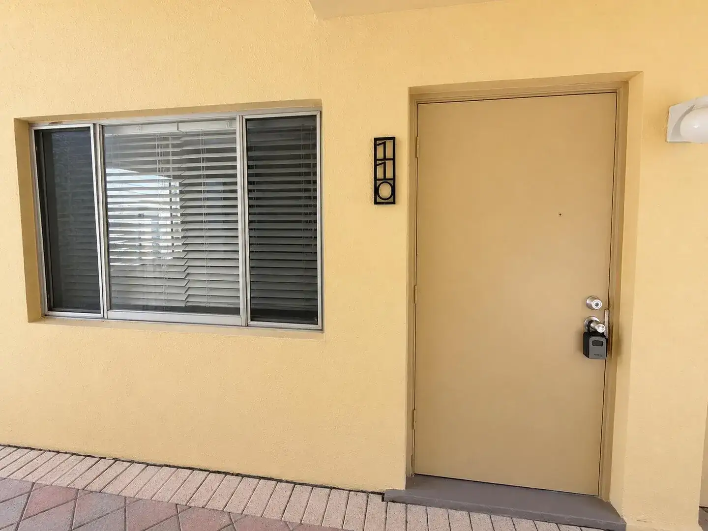 515 S Sequoia Drive # 110, West Palm Beach FL 33409 photo 3