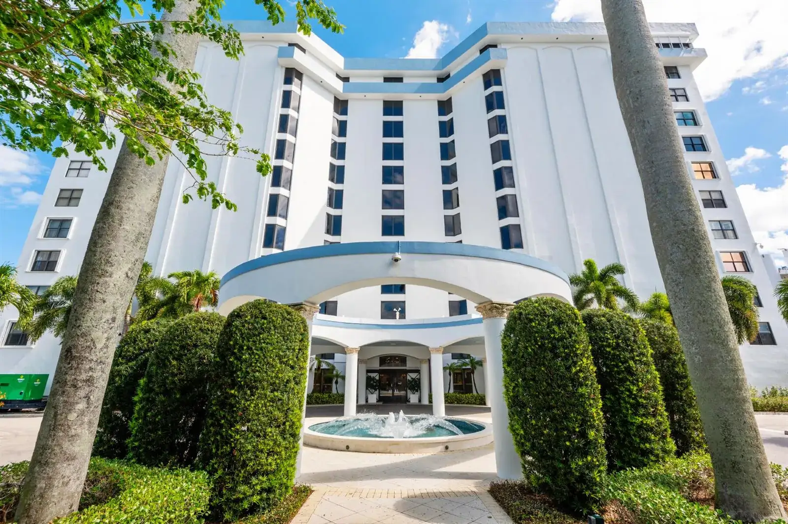 3800 Washington Road # 303, West Palm Beach FL 33405