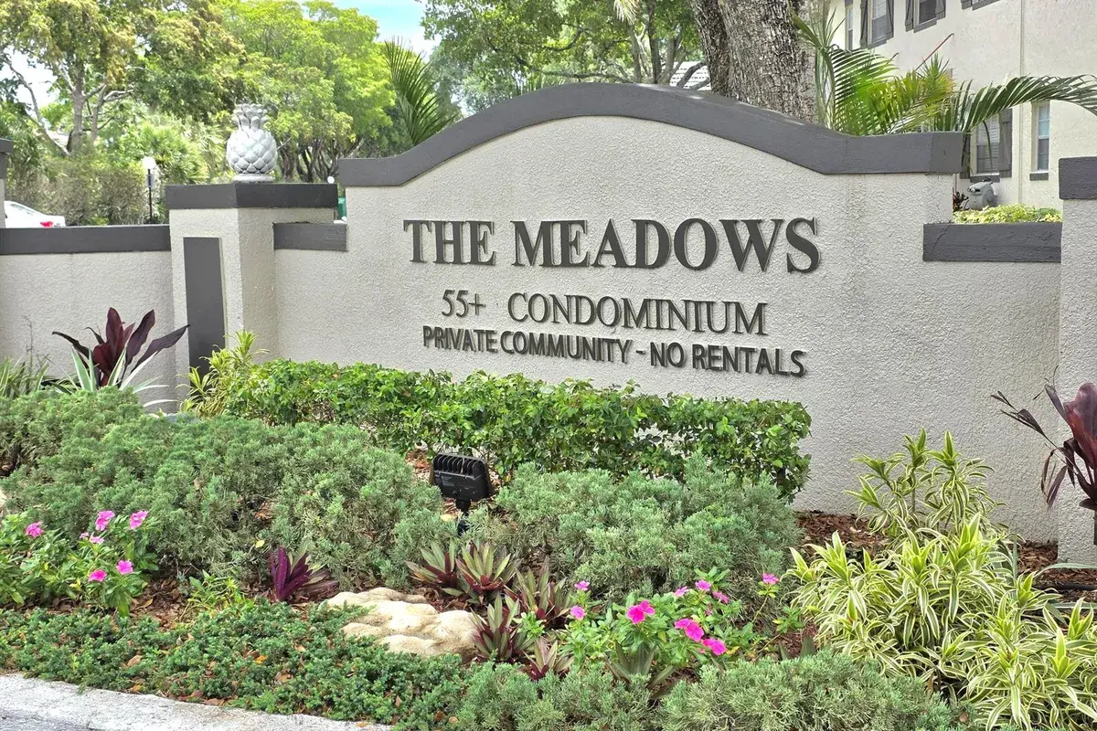 5680 SW 3rd Place # 206, Margate FL 33068