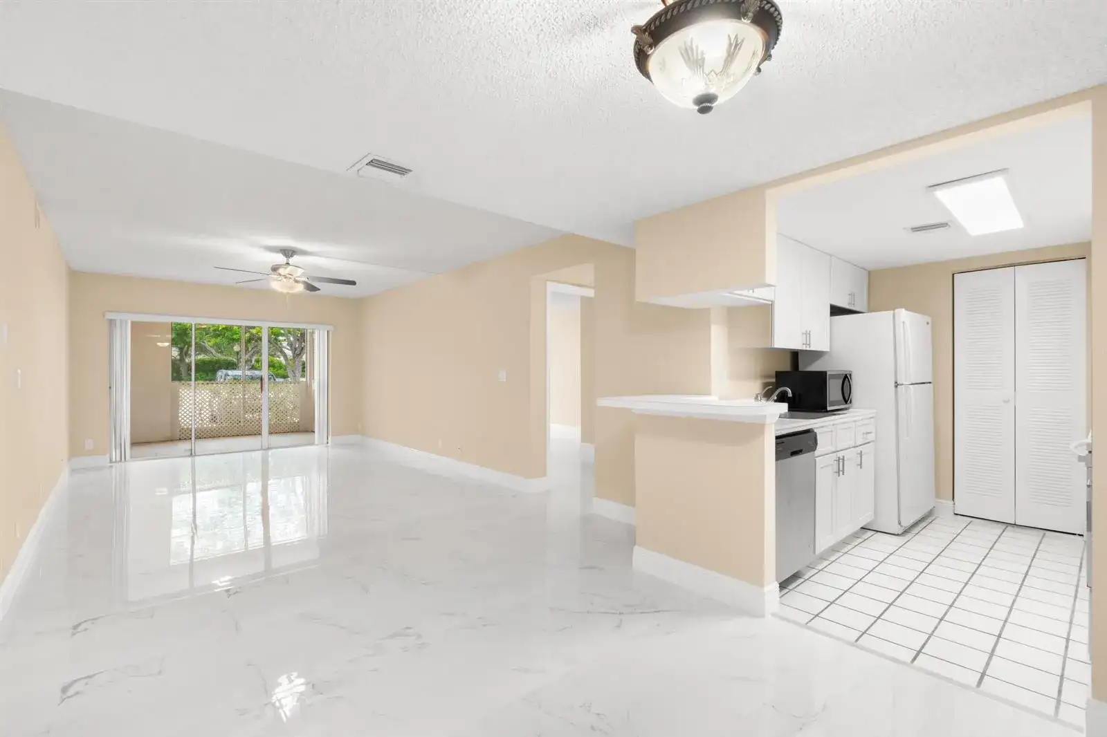 9855 Westview Drive # 714, Coral Springs FL 33076 photo 3