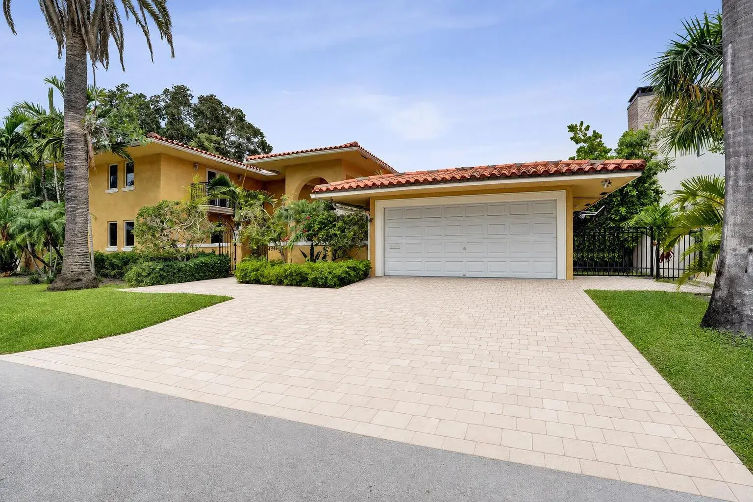 449 Isle Of Palms Drive, Fort Lauderdale FL 33301