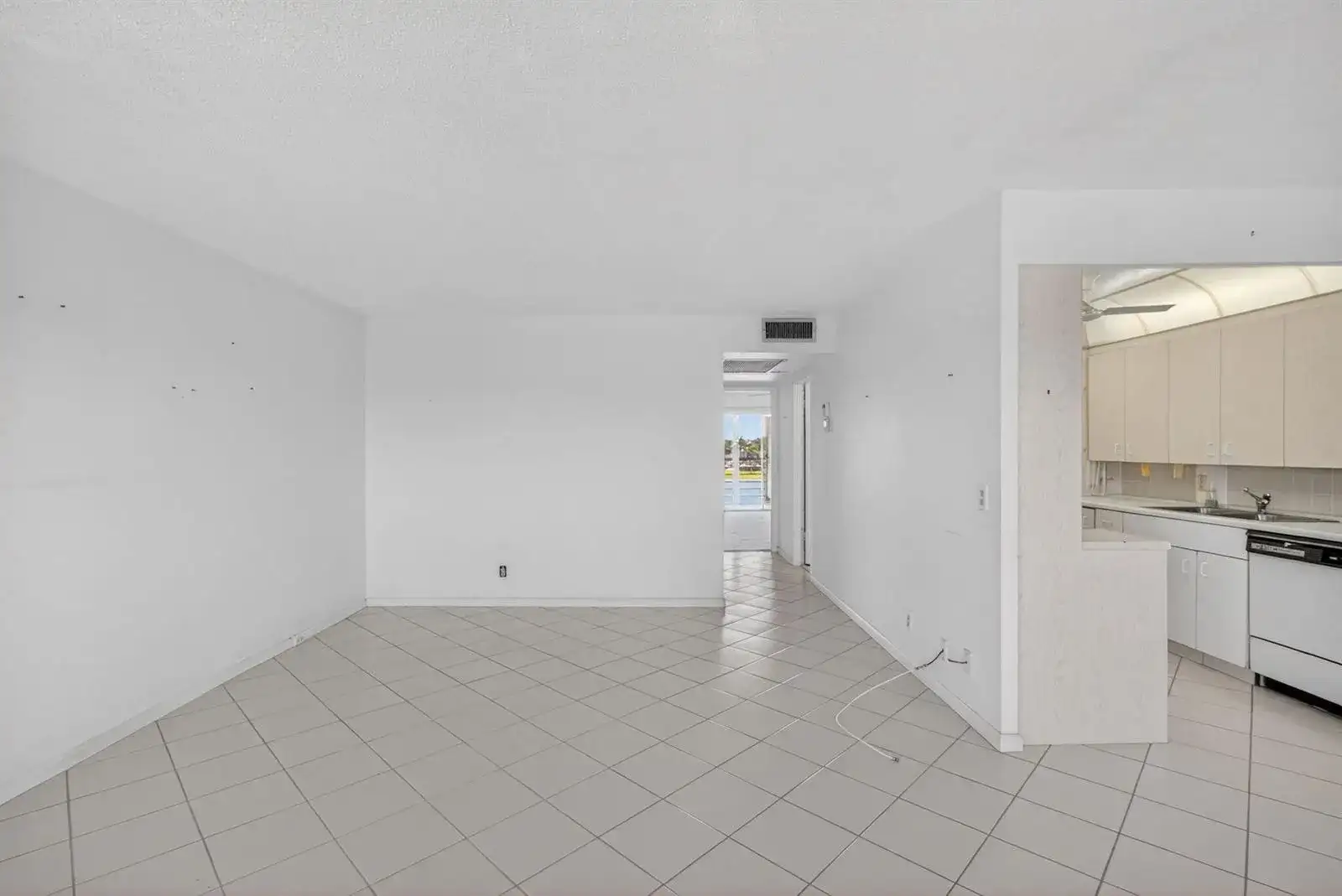 4059 Guildford D, Boca Raton FL 33434 photo 4