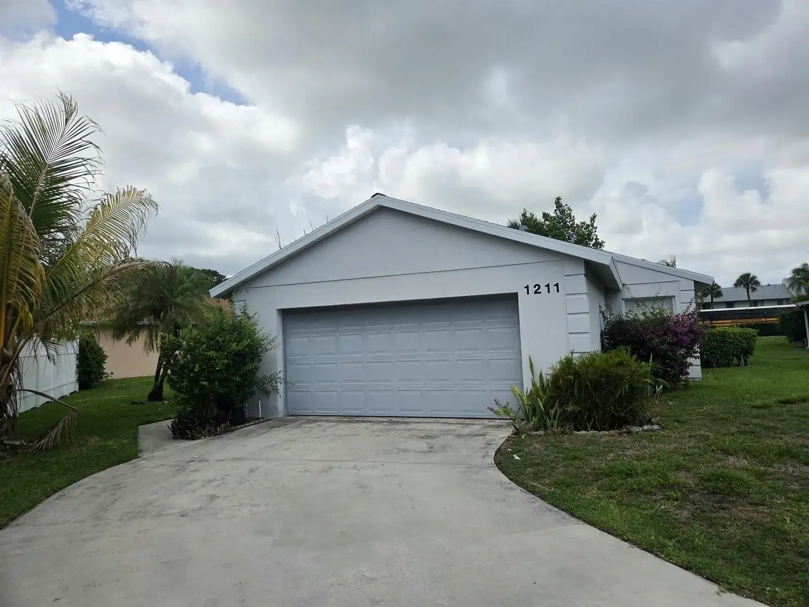 1211 Pine Sage Circle, West Palm Beach FL 33409 photo 2
